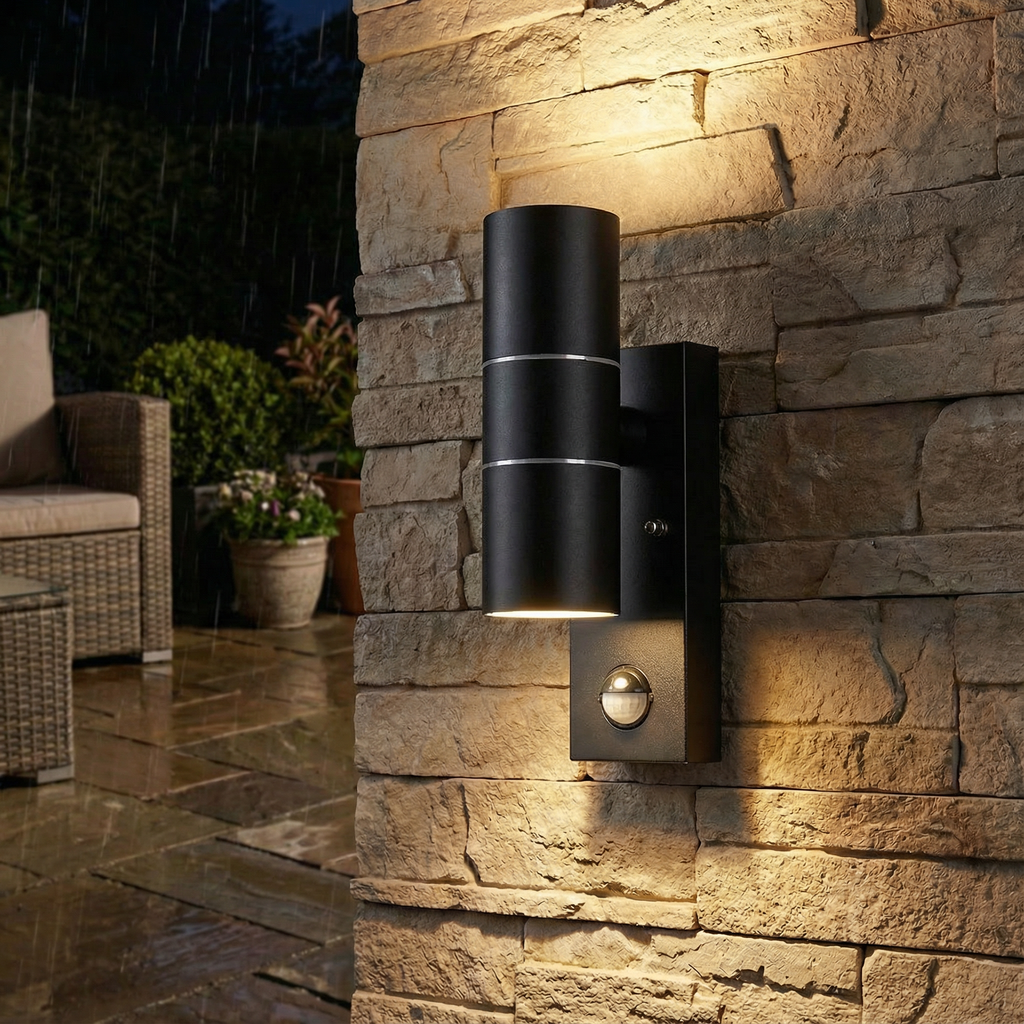 MotionSense PIR Outdoor Wall Lamp 5