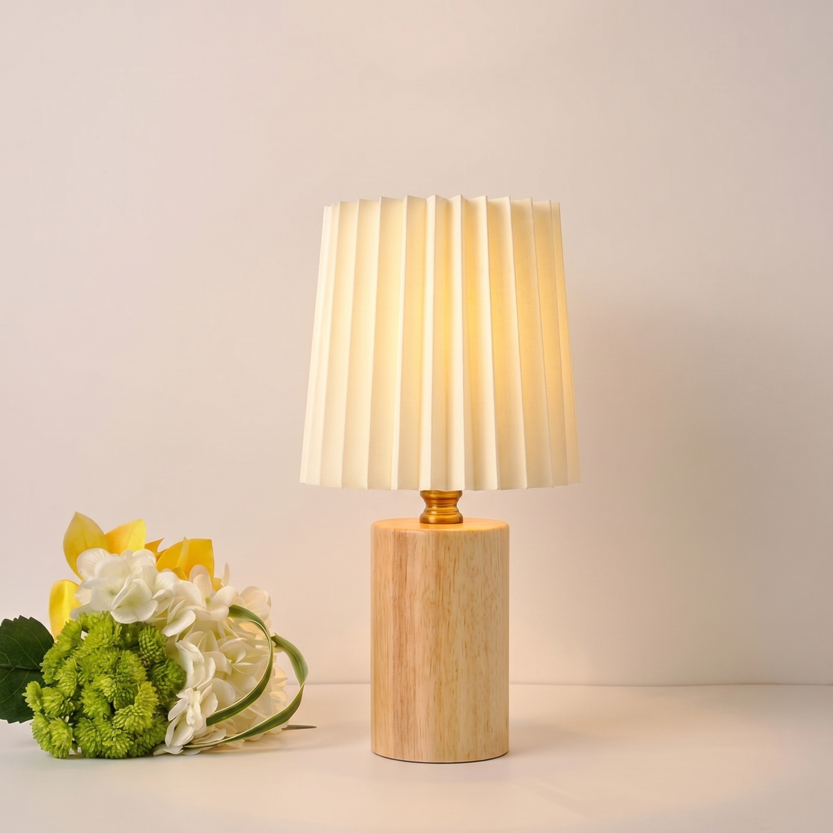 Nordic Wooden Table Lamp 1